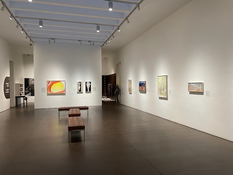 Artistic Inspiration at Georgia O'Keeffe Museum