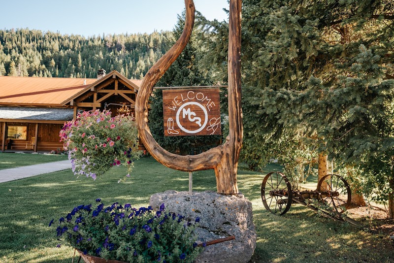 Check in at Moose Creek Ranch