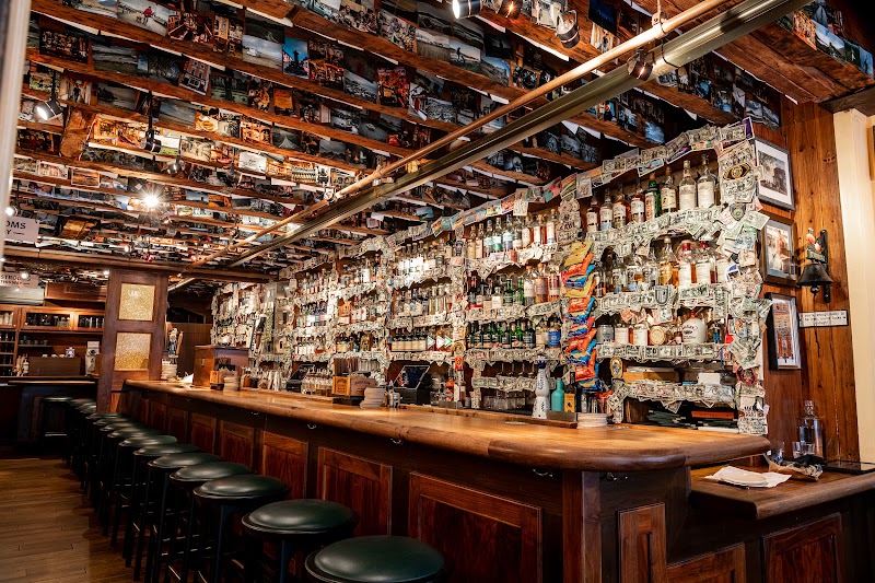 Evening Cocktails at The Dead Rabbit