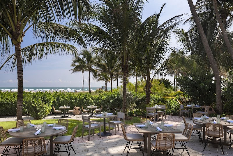 DiLido Beach Bar