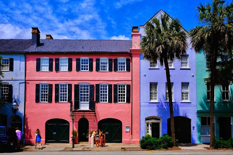Historic walking tour of Rainbow Row