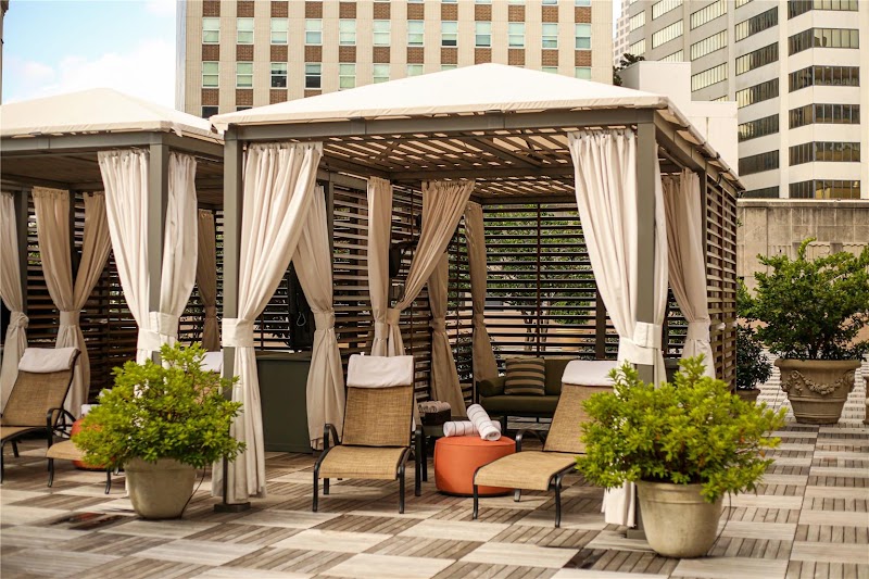 Check in at The Roosevelt New Orleans, A Waldorf Astoria Hotel