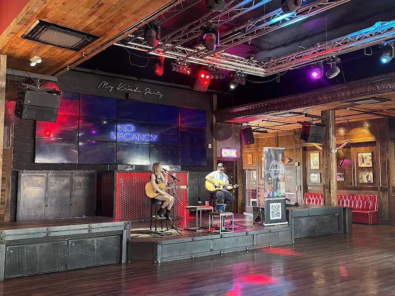 Live Music & Dinner at Jason Aldean's Kitchen + Rooftop Bar