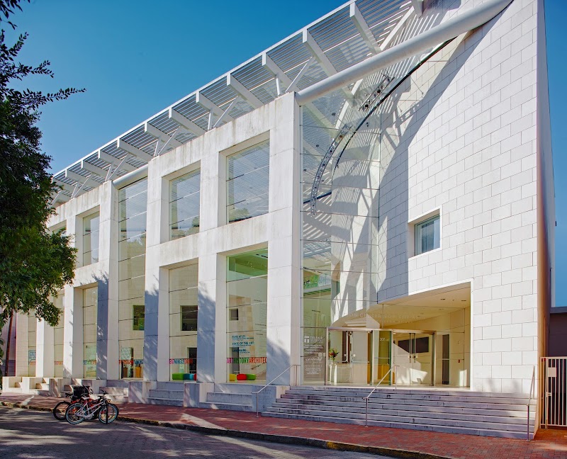 Guided tour at Telfair Museums